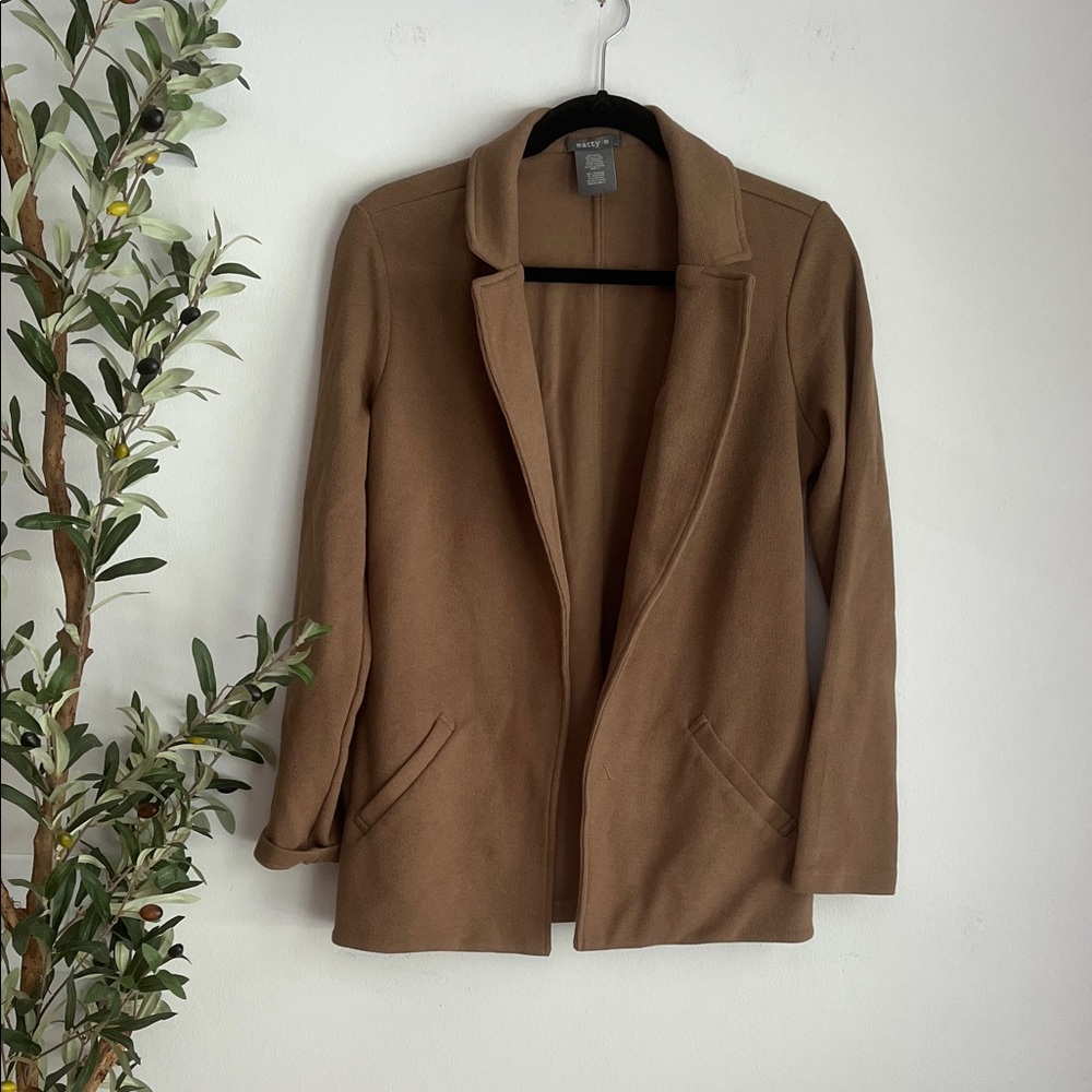 Elegant Tan Blazer for Women